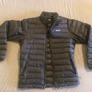 Patagonia men’s XS down sweater jacket - black